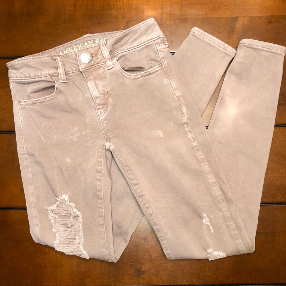 ✨Plum Gray Distressed Jeggings✨